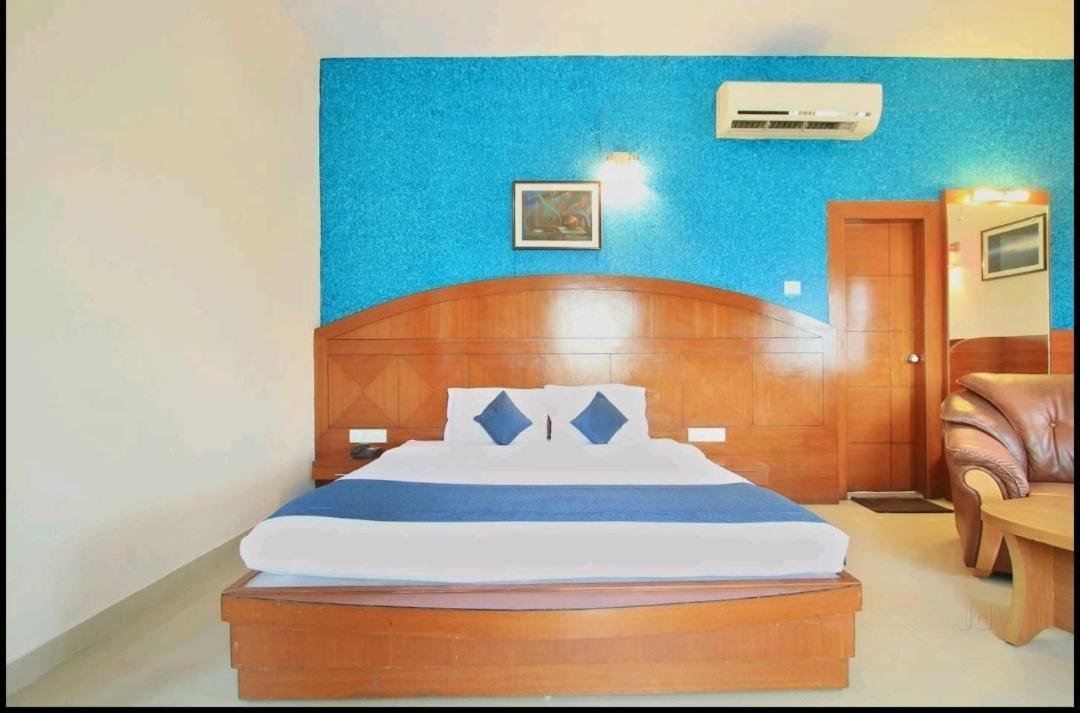 Hotel Stay By The Way Майсур Экстерьер фото